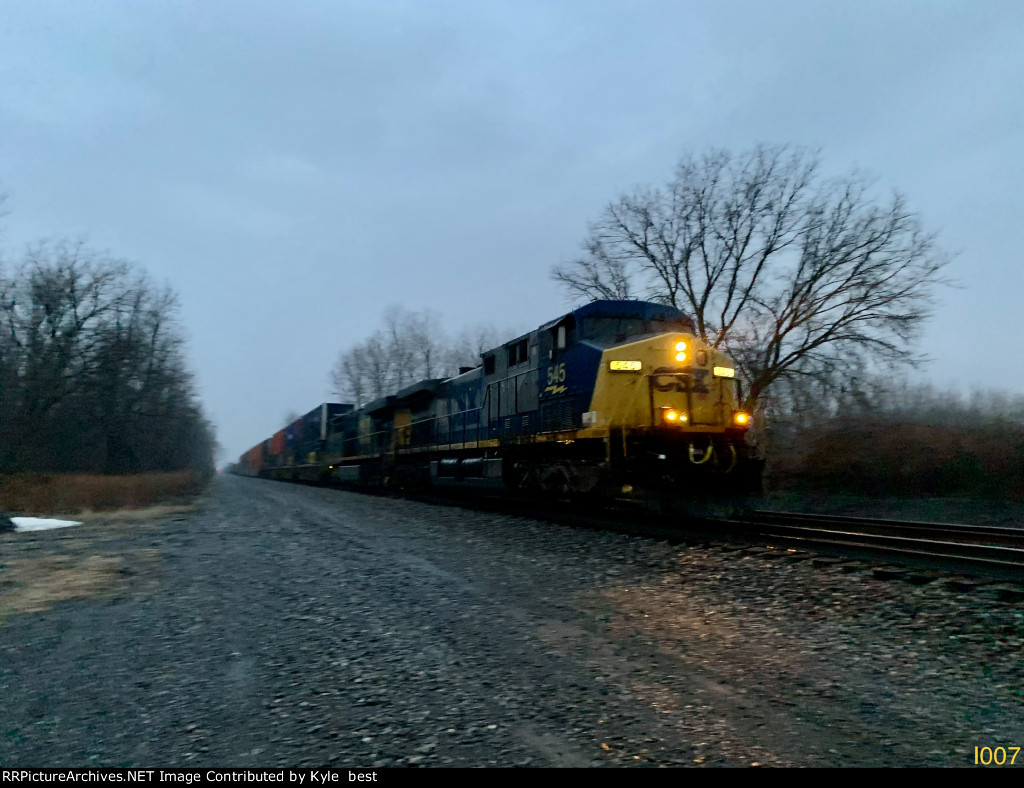 CSX 545 on I007